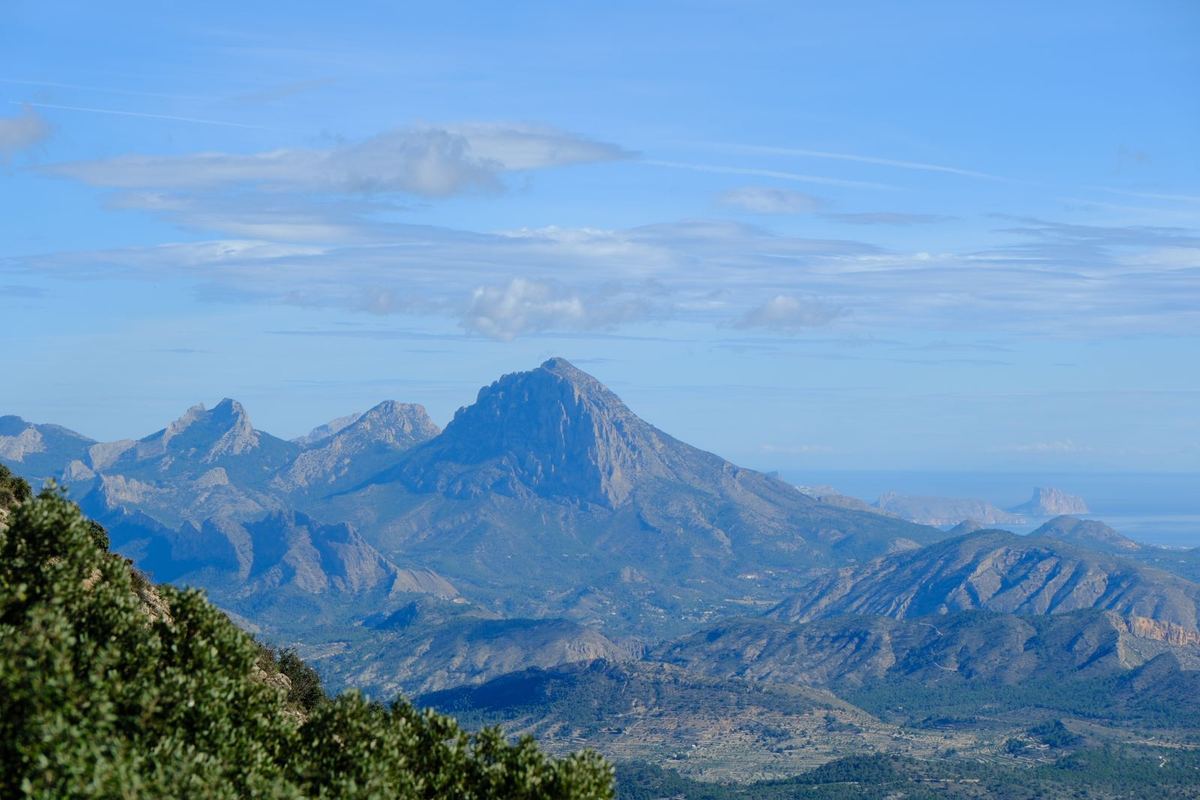 Mountains of the Marina Baixa under a blue sky